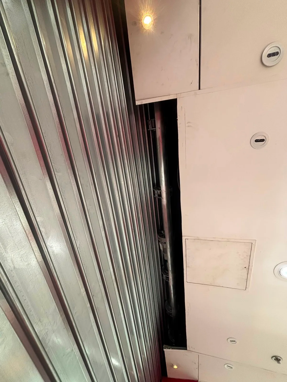 Réparation de rideau métallique à Sarcelles